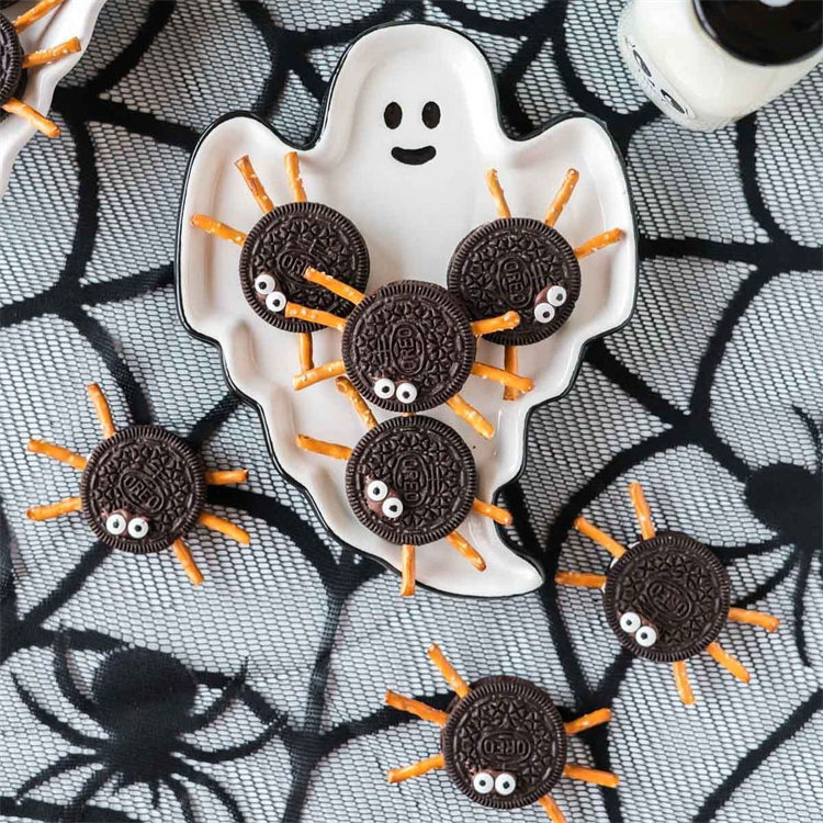 Cute and delicious Halloween food ideas. Click here for more such delicious easy halloween food, halloween food ideas for kids, halloween treats, fun halloween food ideas, #halloweenfood #halloweenfoodideas