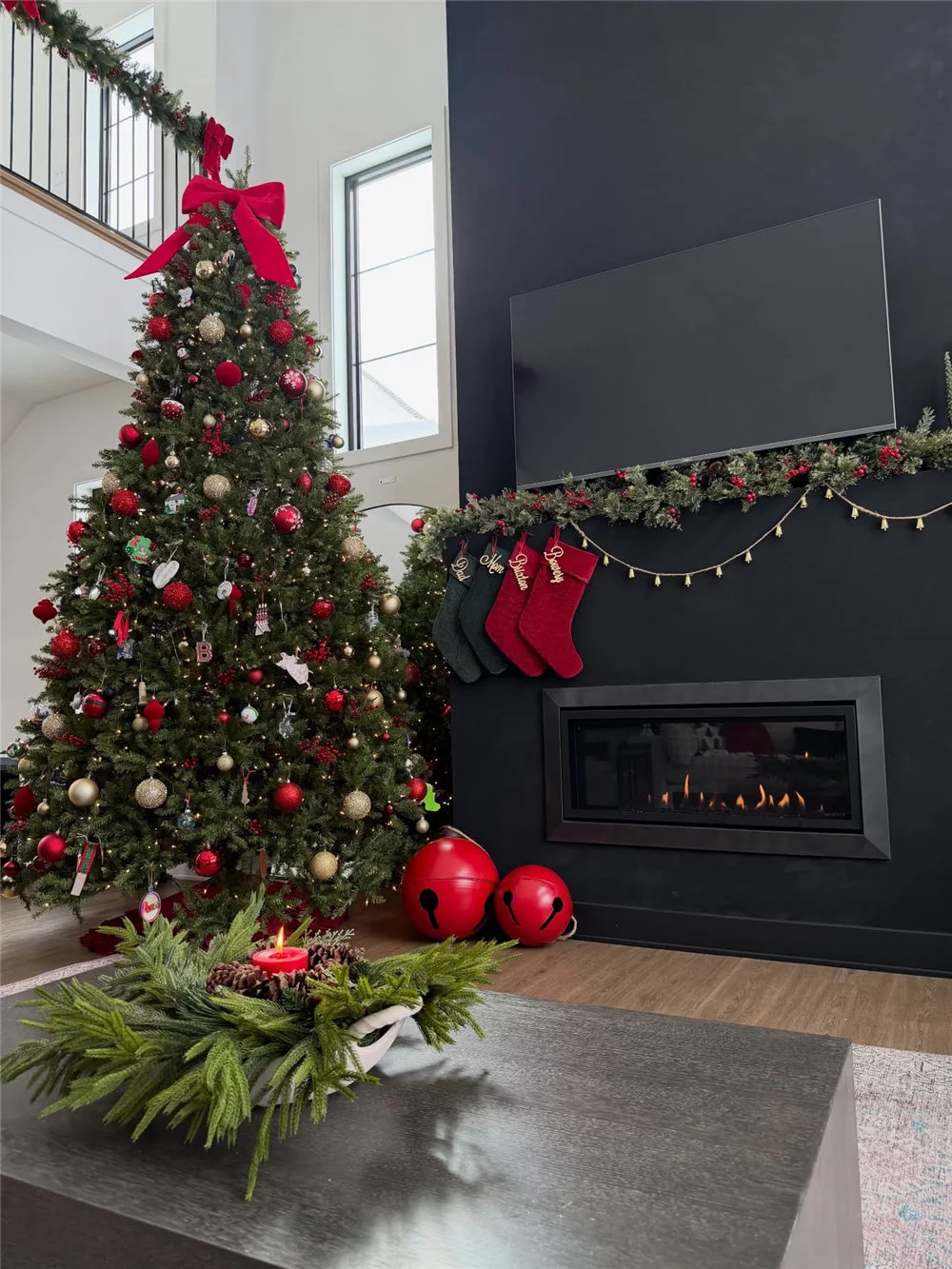 Save these unique Christmas tree ideas for your best holiday season yet! Tap to see all 20+ stunning holiday designs and start decorating today! #ChristmasTreeDecor #HolidayDecor #TreeIdeas #BohoChristmas #RusticChristmas #DIYChristmas #Christmas2025
