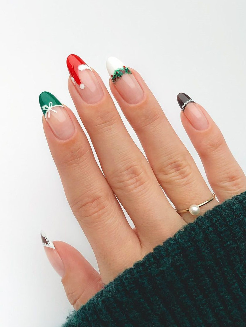 red and white nails christmas, winter nails 2021 trends, cute candy cane nails idea; santa nails design, reindeer nail designs #nailsdesign #christmasnails #nails #holidaynails #winternails