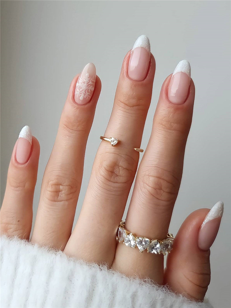 25 Awesome French Tip Nails to try Once - Flymeso Blog