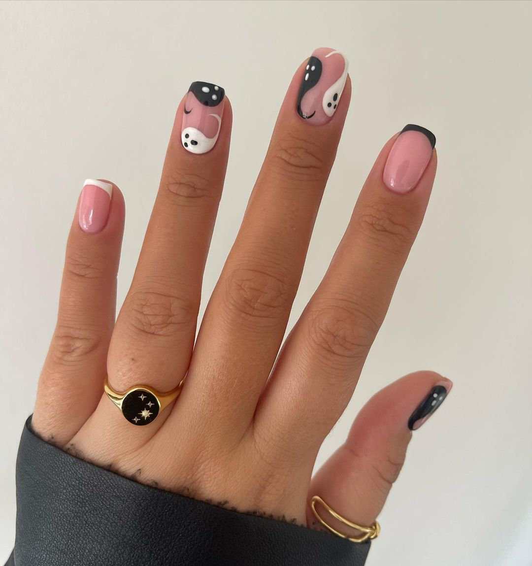Halloween Nail Designs