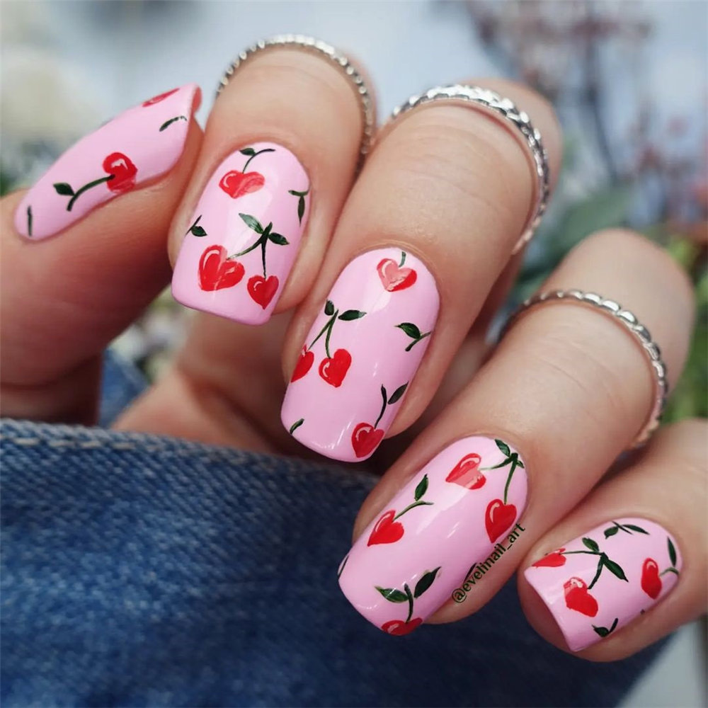 Catching the tail-end of summer and enjoy these summer nail art. summer nails 2022 trends #summernails2022 #summernails #nailart #naildesigns #manicure