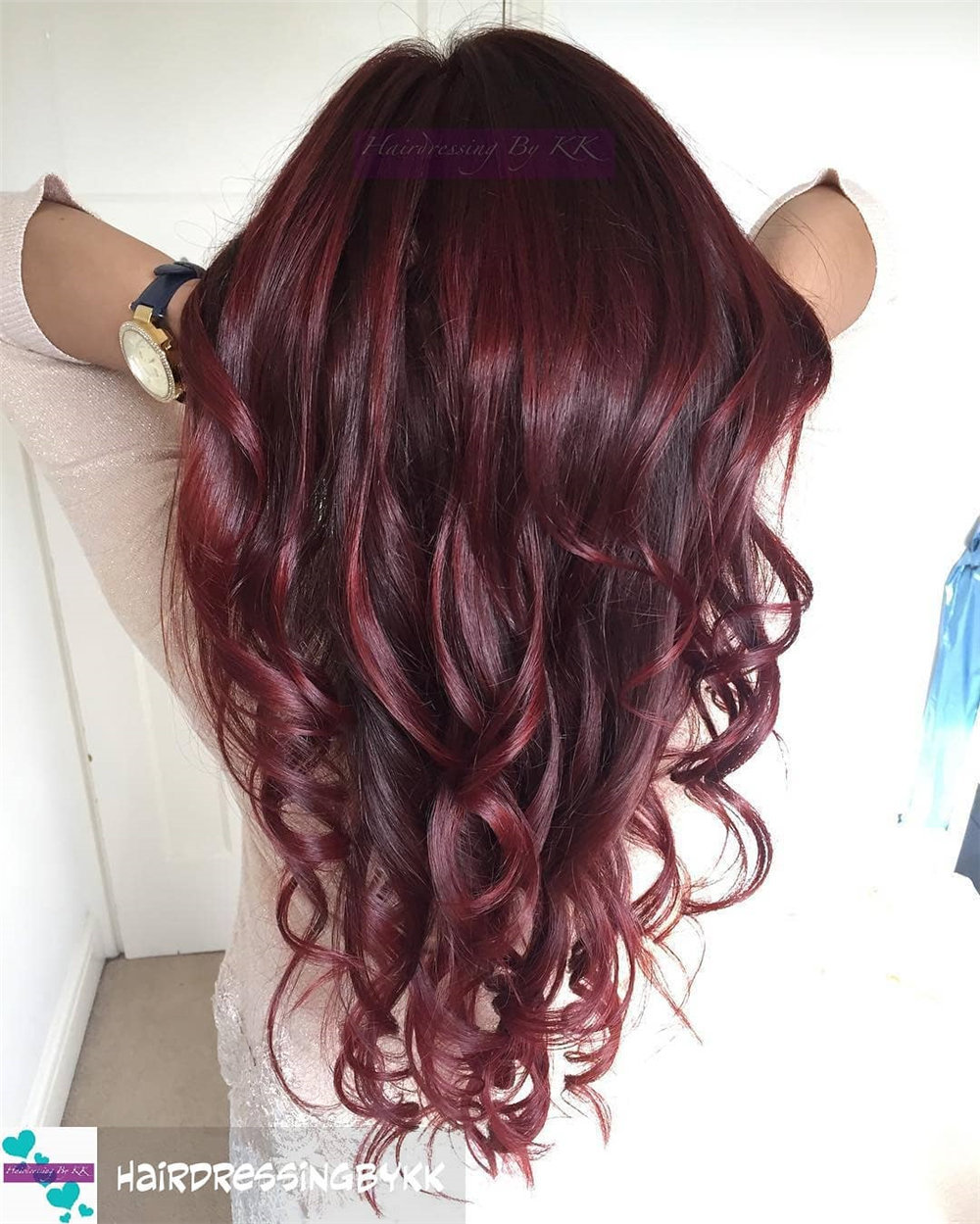 Burgundy Hair Color Trends 2022 for the Fall, burgundy hair color ideas, maroon haircuts for women