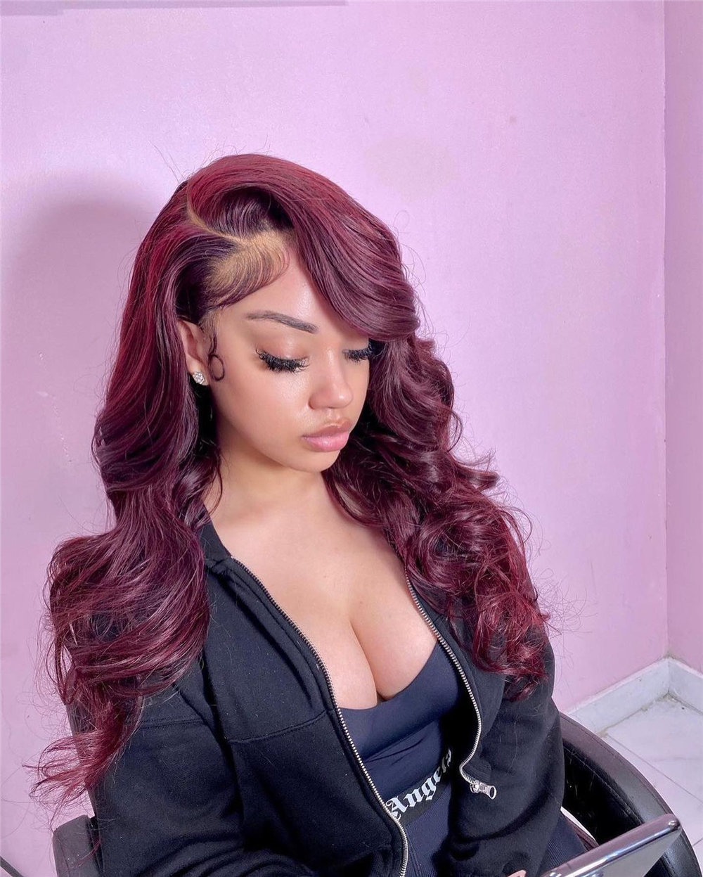 Burgundy Hair Color Trends 2022 for the Fall, burgundy hair color ideas, maroon haircuts for women