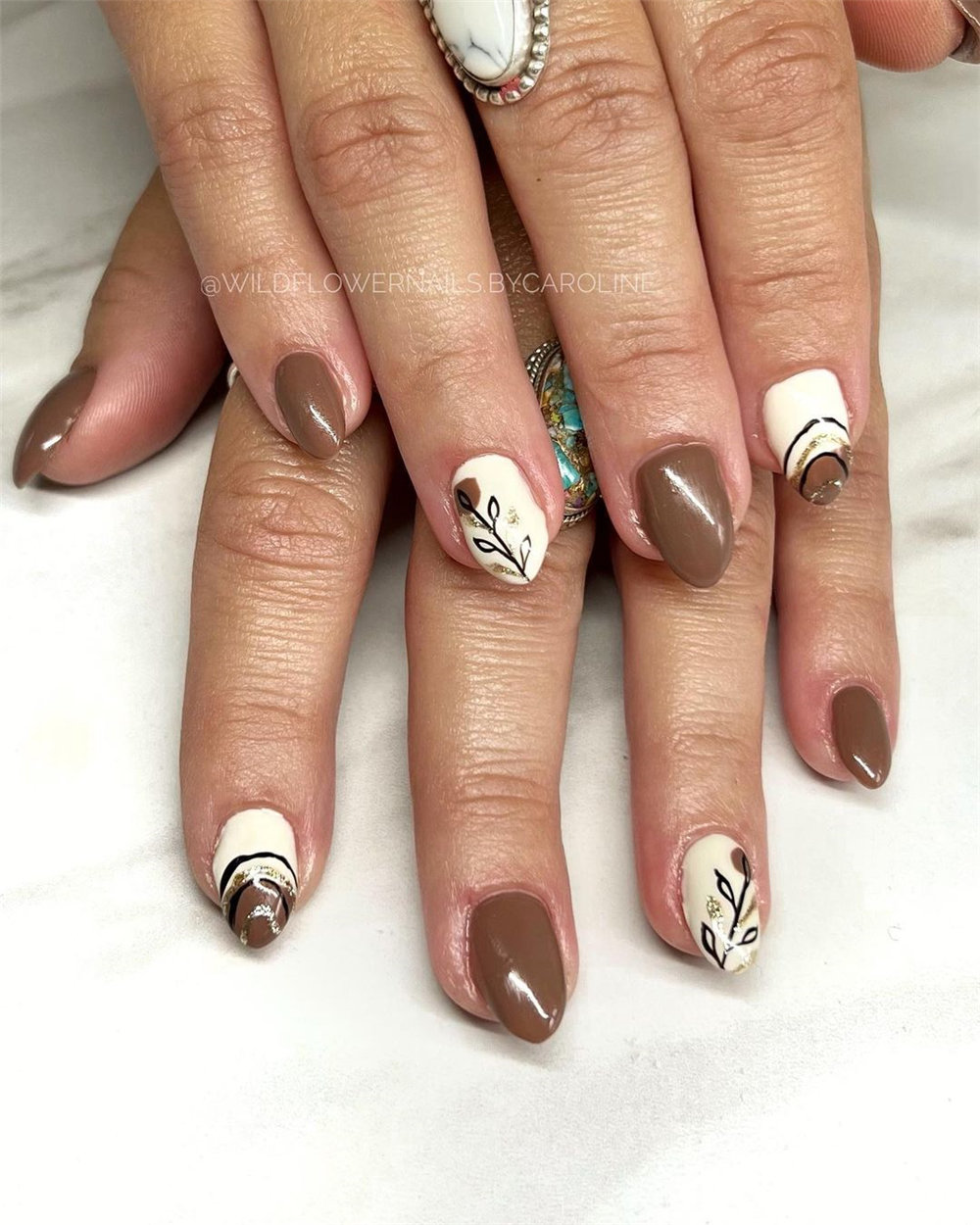simple leaf nail art, fall nails design, autumn manicure