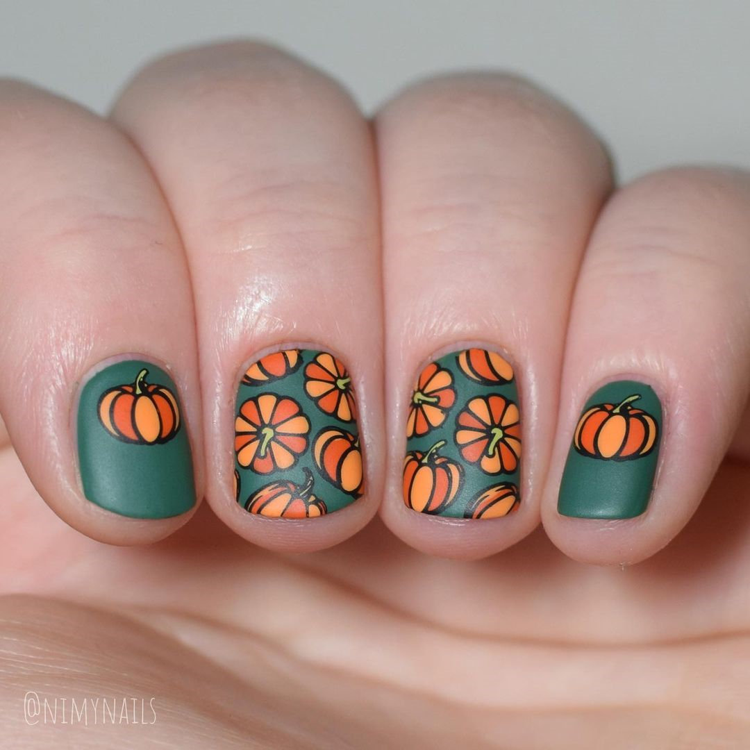 Gorgeous Fall Inspired Nail Art Ideas for 2022; fall nail art, matte nails, leaf nails, autumn nail designs, manicure