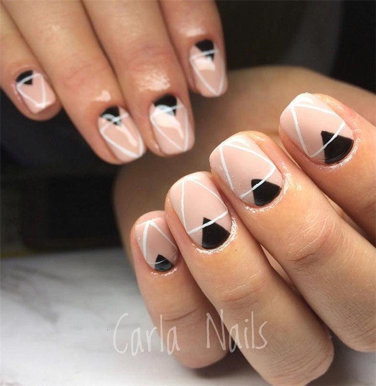 Geometric Nail Art Ideas; Geometric Manicures; geometric nails; nails designs; nails art; geometric aesthetic; nails polish;