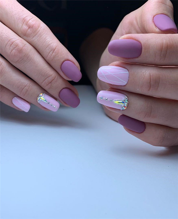 Geometric Nail Art Ideas; Geometric Manicures; geometric nails; nails designs; nails art; geometric aesthetic; nails polish;