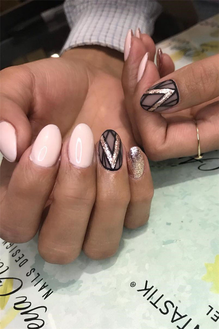 Geometric Nail Art Ideas; Geometric Manicures; geometric nails; nails designs; nails art; geometric aesthetic; nails polish;