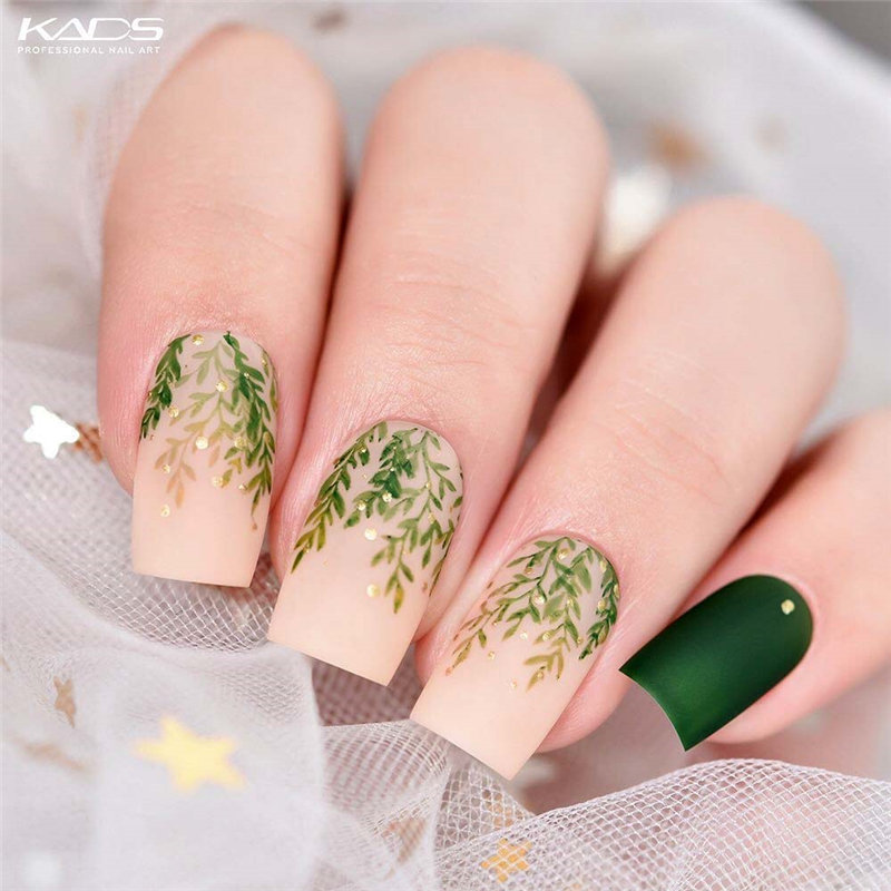 35 Spring Nail Design Trends and Colors. We have gathered the best spring nails ideas including beautiful flower,  greens, pinks, yellow and so on. You can try with the spring nails designs. #NailArt #springnails