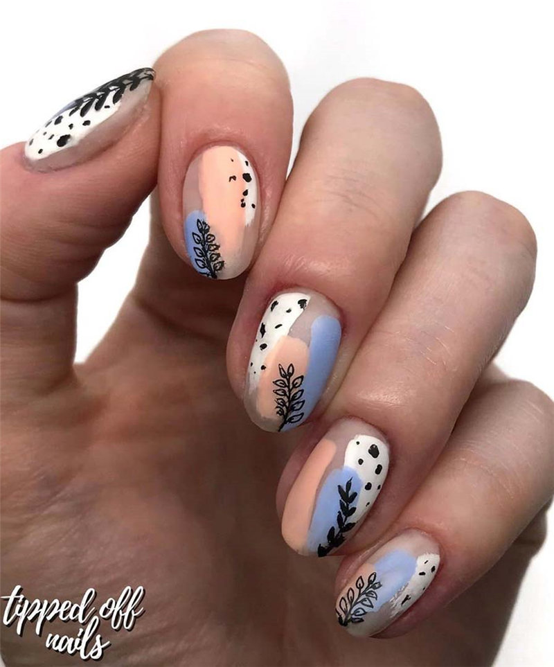 35 Spring Nail Design Trends and Colors. We have gathered the best spring nails ideas including beautiful flower,  greens, pinks, yellow and so on. You can try with the spring nails designs. #NailArt #springnails