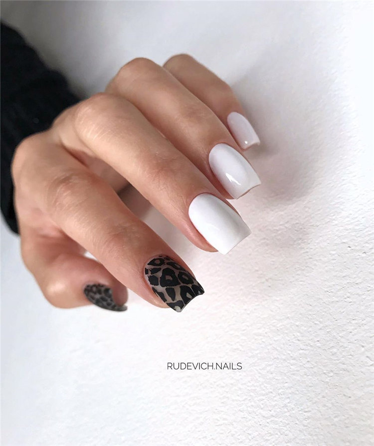 To give you some small white design ideas, we have found 30 classy and stylish white nails ideas for 2021. If you want to manicure, you can browse our website from time to time. #whitenails #nailsacrylic #whitenaildesigns #naildesigns