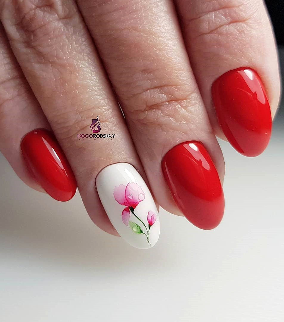 40 Flowers Nails Design Trends For Spring 2021