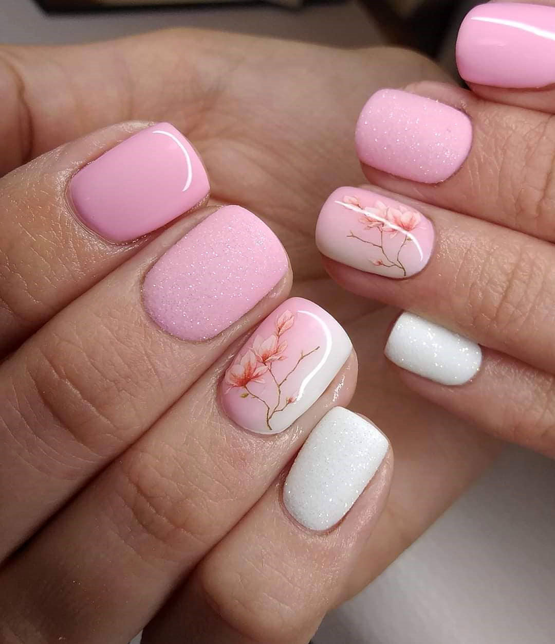 Spring nails 2021, today, we have found 40 flowers nails design for spring. You will finding a nail art that you love and that suits spring. #springnails #flowersnails #nails