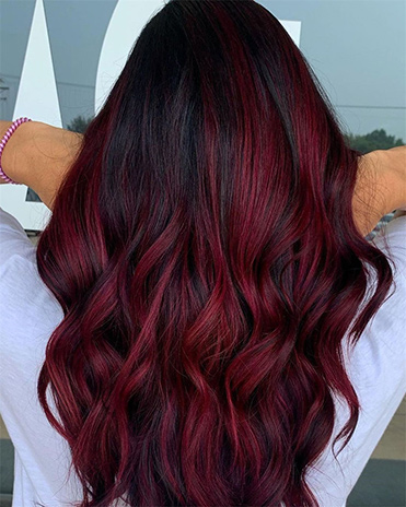 30+ Beautiful Burgundy Hair Color to Consider for The Fall Season
